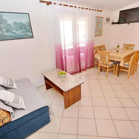 In Vir/insel 7480 Apartment